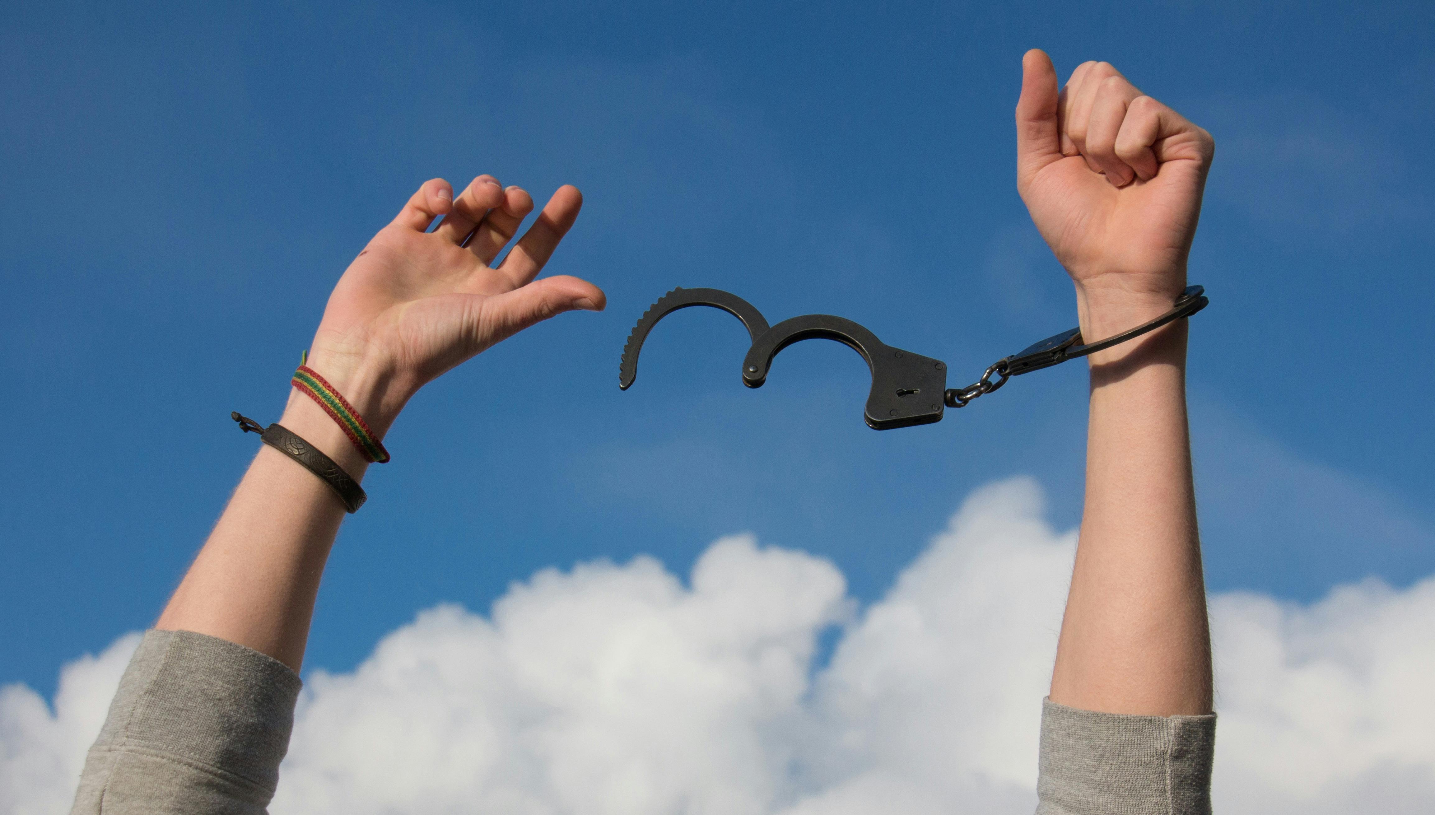 How to Sharpen Your Images: 5 Effective Ways to Enhance Clarity in 2025