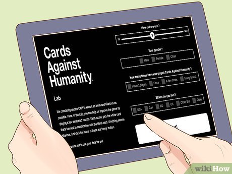 Gameplay in Cards Against Humanity