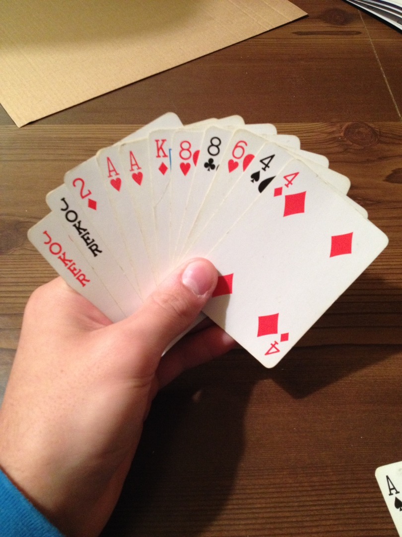 How to play Canasta image 2